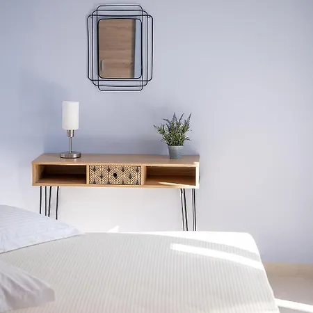 Апартаменты M 100m From The Ханья