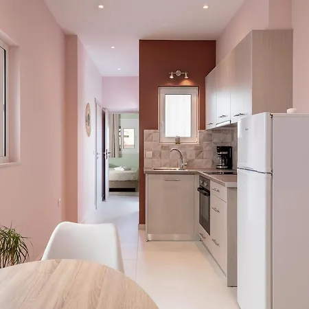 Апартаменты M 100m From The Ханья