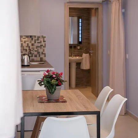 Апартаменты M 100m From The Ханья